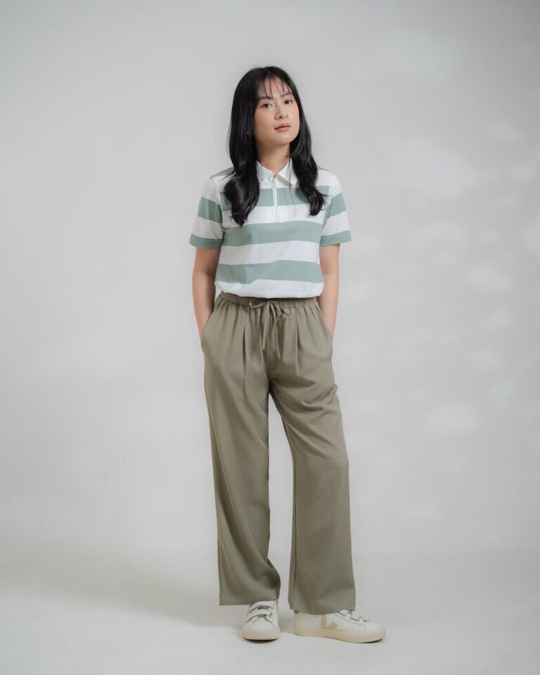 Tampil Stylish Setiap Hari dengan OSELLA T-shirt Pria Vibes White yang Nyaman dan Versatile