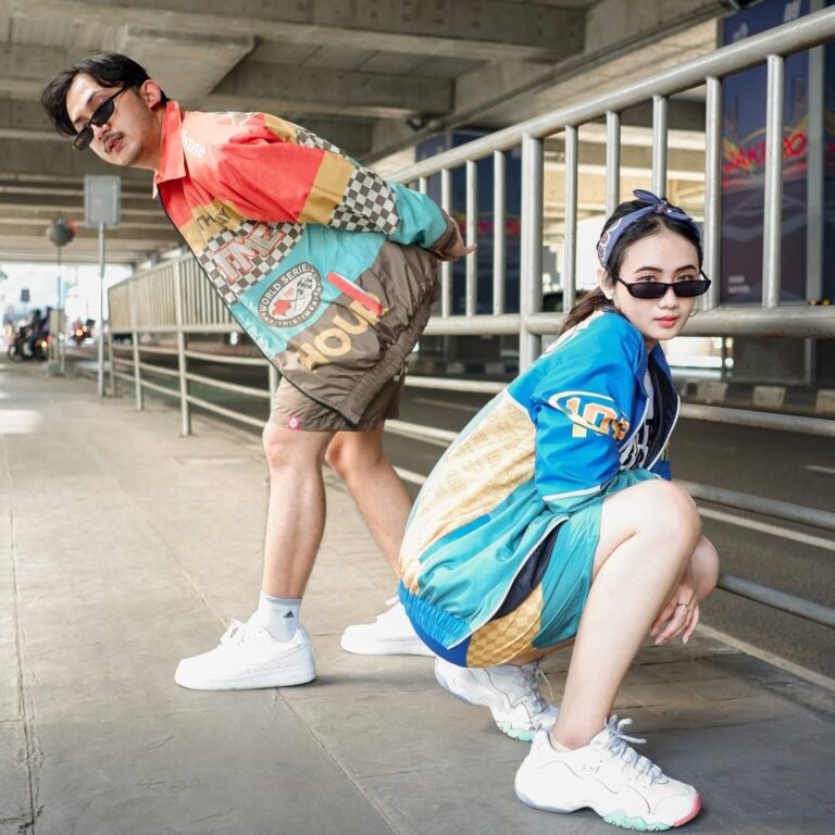 Kenali This Time Brand Fashion Lokal yang Sedang Naik Daun di Kalangan Anak Muda