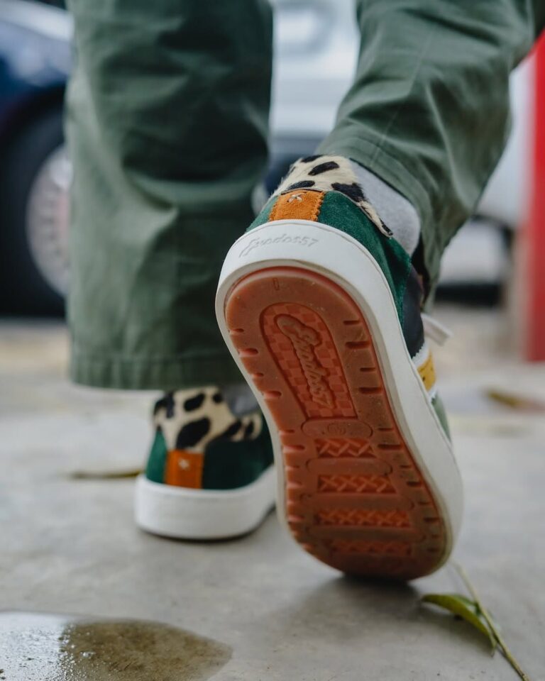Tampil Beda dan Percaya Diri dengan Sepatu Exodos yang Menggabungkan Desain Modern dan Budaya Indonesia
