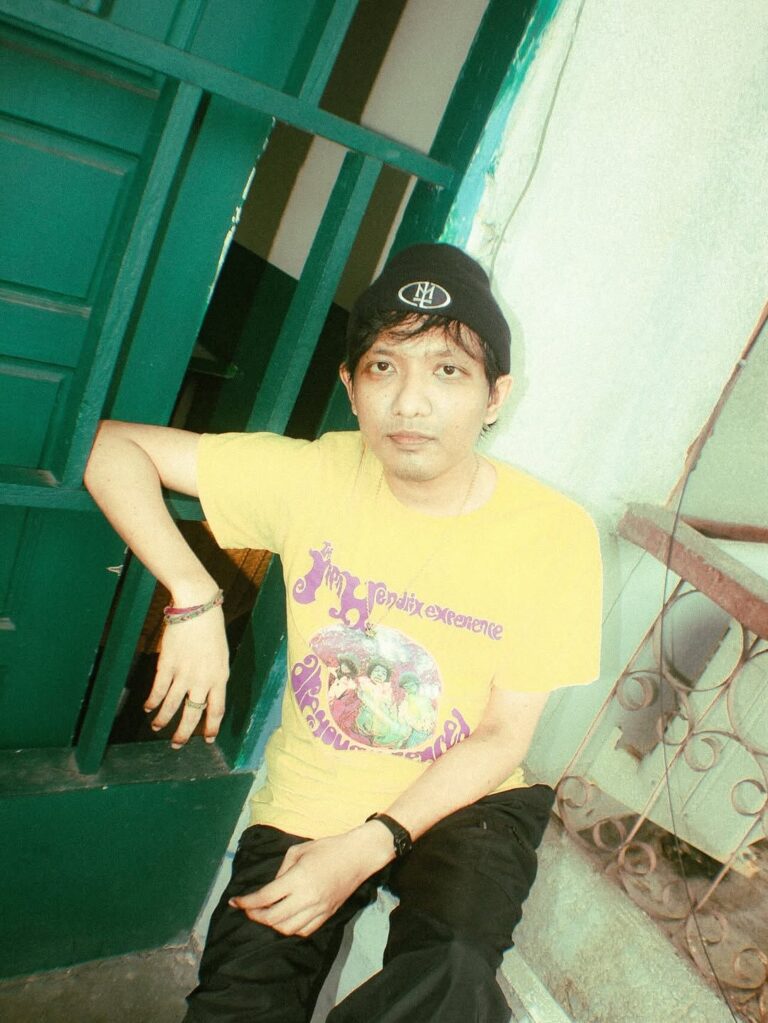 Kenali Luthfian Musisi Pop Punk yang Menghadirkan Emosi Melalui Lagu Inspiratif 04:30