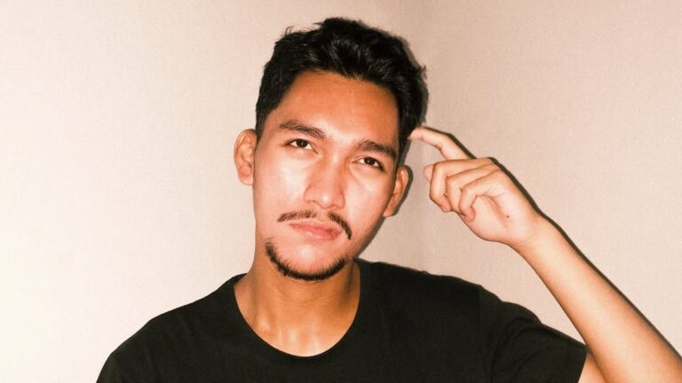 Menyelami Emosi Dalam Lagu Terbaru Achmad Nabiel So Strange yang Menggugah Hati