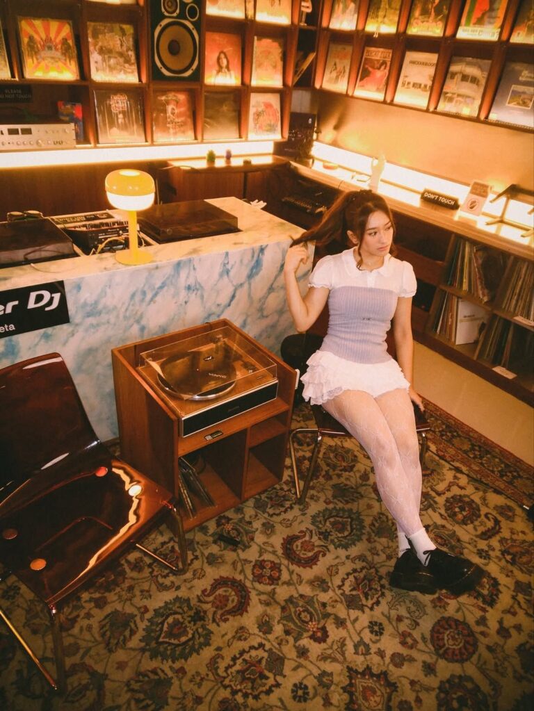 Kenali AMANDA CAESA Bintang Musik Pop Indonesia yang Siap Geber Industri dengan Single Terbarunya