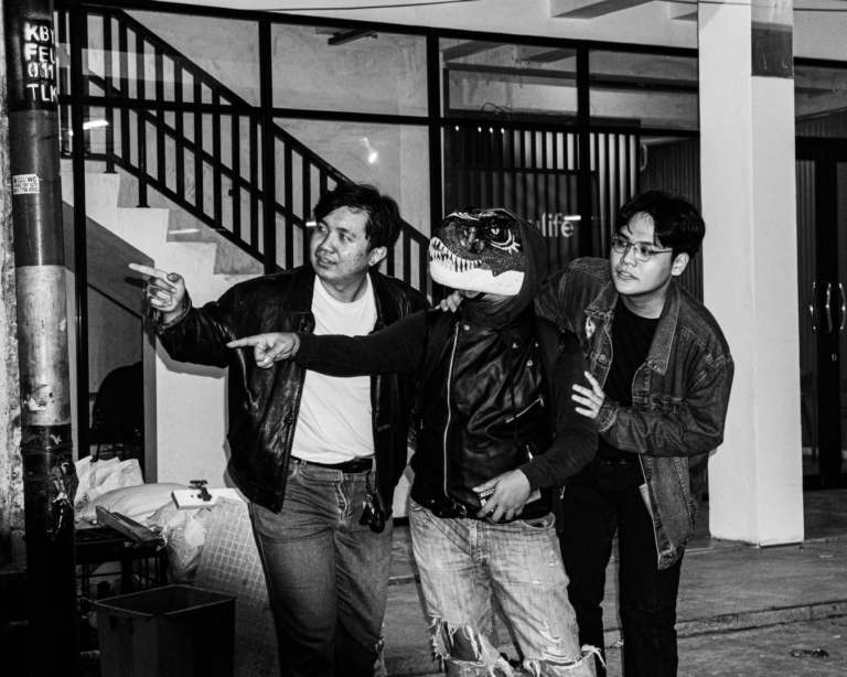 REX PARTY Hadirkan Single Terbaru Light Goes Out dengan Energi Baru dan Lirik Penuh Makna