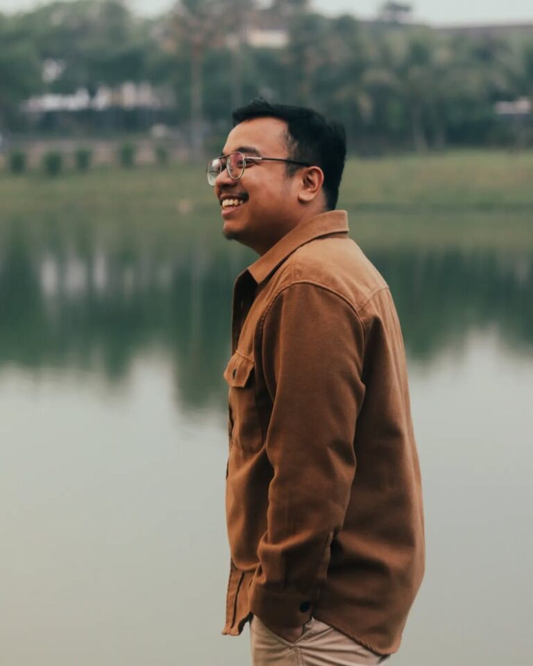 Mengenal Rizki Jonathan Solois Muda Jakarta dengan Single Terbaru Ramu yang Menggetarkan Hati